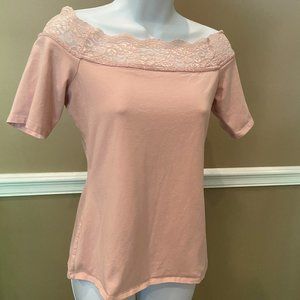 Dusty Pink Off Shoulder Lace Neckline Top Lg